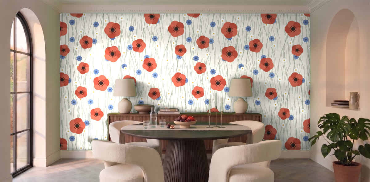Papier peint Coquelicots des champs dans une salle à manger