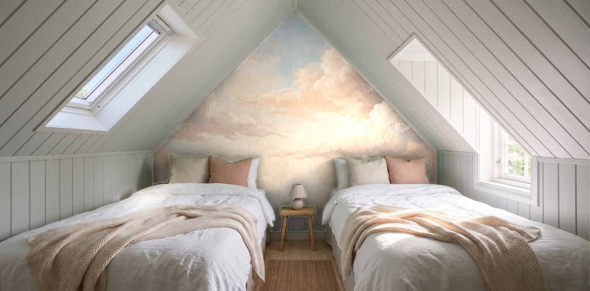 Papier peint Fresque de nuages – Ciel ancien dans une chambre sous les toits