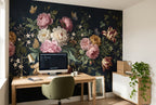 Papier peint Nocturne baroque – Bleu nuit dans un bureau