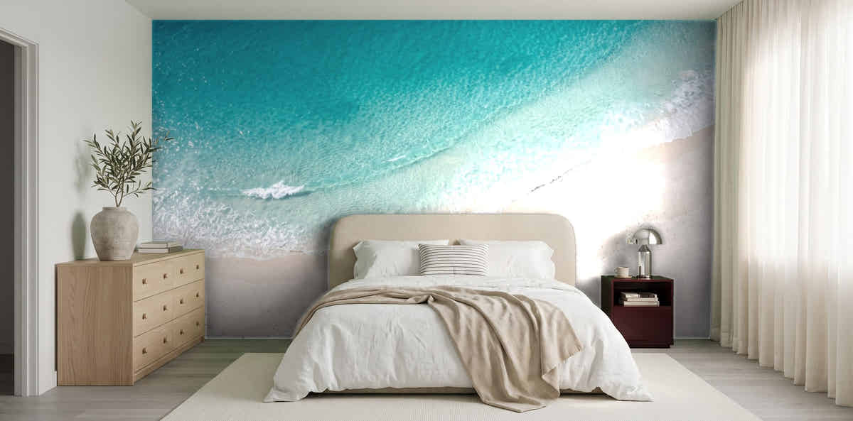 Papier peint Océan vu du ciel – Turquoise dans une chambre japandi